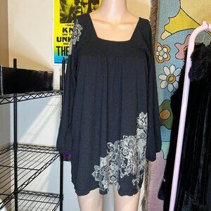 One World Boho Floral Bell Sleeve Tunic Dress